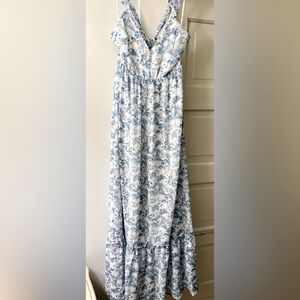 NWOT - Lulus Blue Floral Maxi Dress